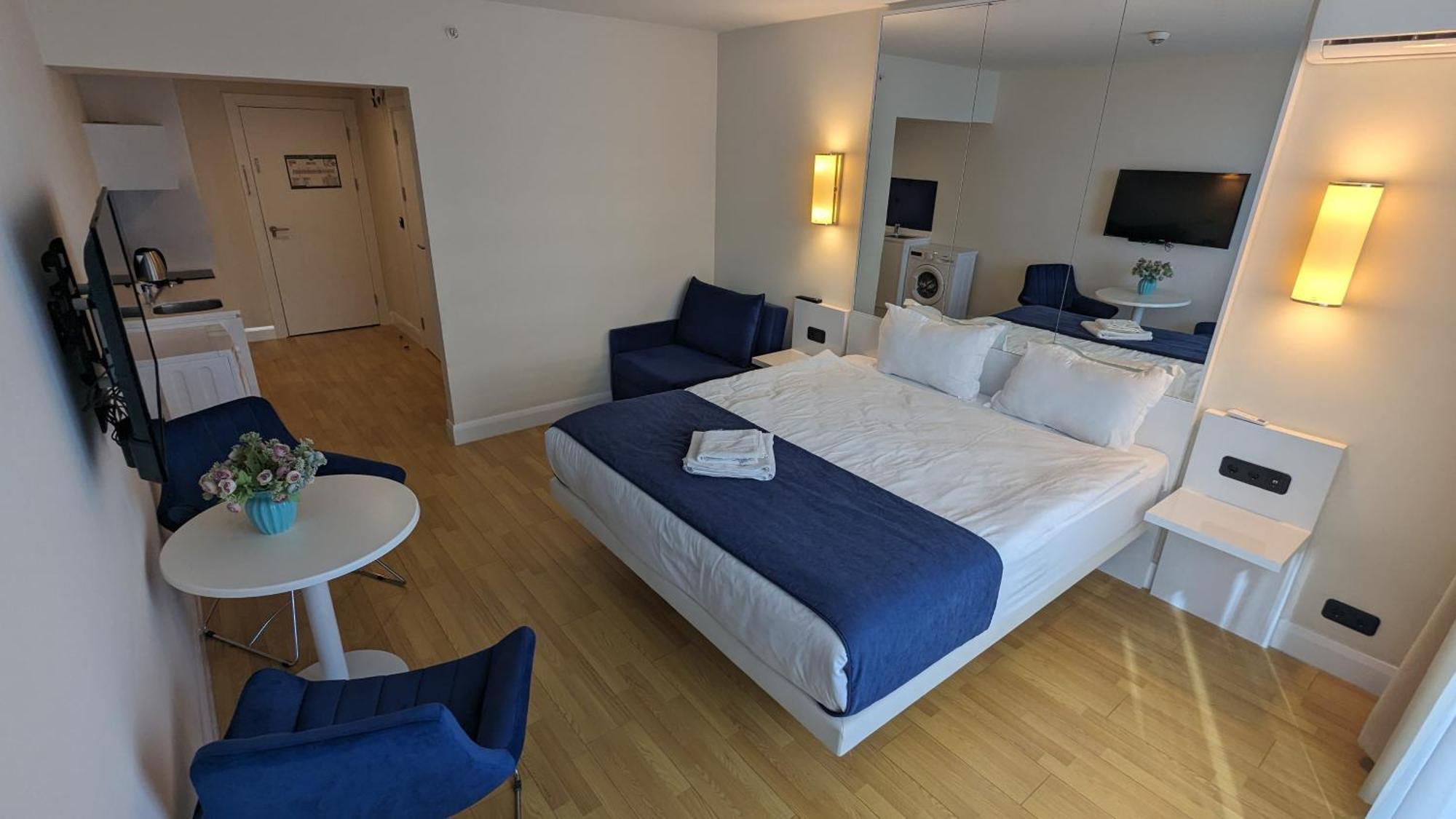 Apartament Orbi City, Block C *